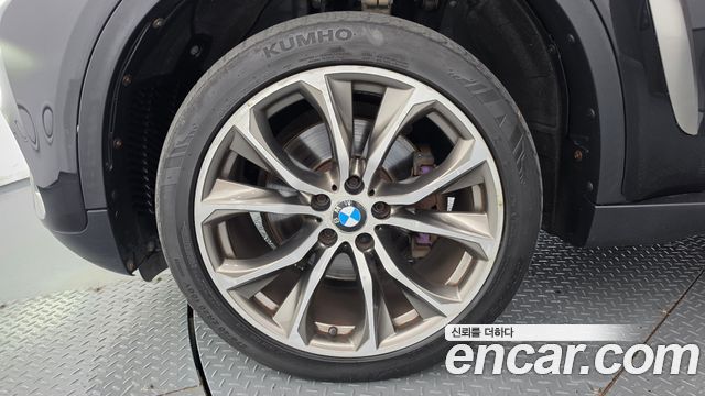 BMW X6 (F16) xDrive 40d 2016 — фото 5