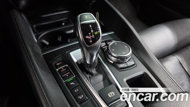 BMW X6 (F16) xDrive 40d 2016 — фото 9