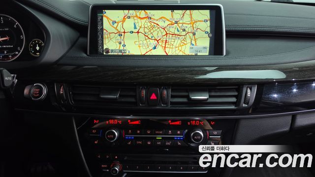 BMW X6 (F16) xDrive 40d 2016 — фото 14