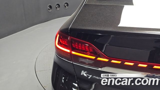 Kia K7 Premier 2.5 GDI Prestige 2020 — фото 23