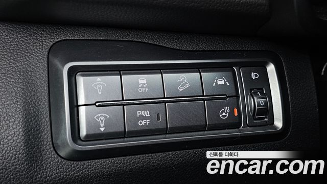 KG Mobility (SsangYong) Very New Tivoli Gasoline 1.5 2WD V3 2022 — фото 16