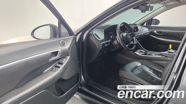 Hyundai Sonata (DN8) 2.0 LPG(rental car) Style 2022 — фото 10