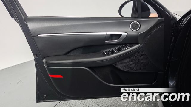 Hyundai Sonata (DN8) 2.0 LPG(rental car) Style 2022 — фото 24