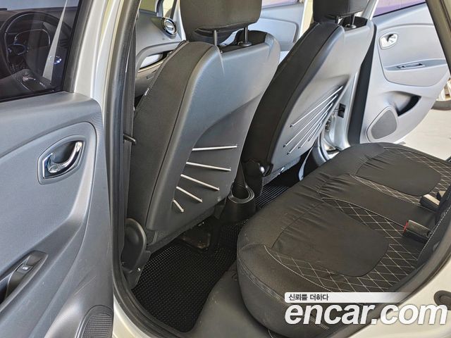 Renault Korea QM3 RE 2014 — фото 15