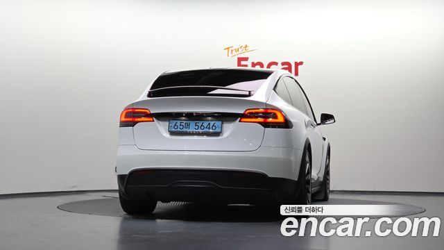 Tesla Model X AWD 2023 — фото 4