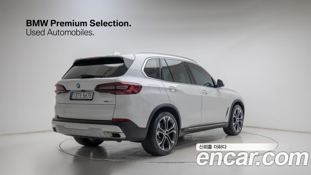 BMW X5 (G05) xDrive 40i xLine 2022 — фото 2