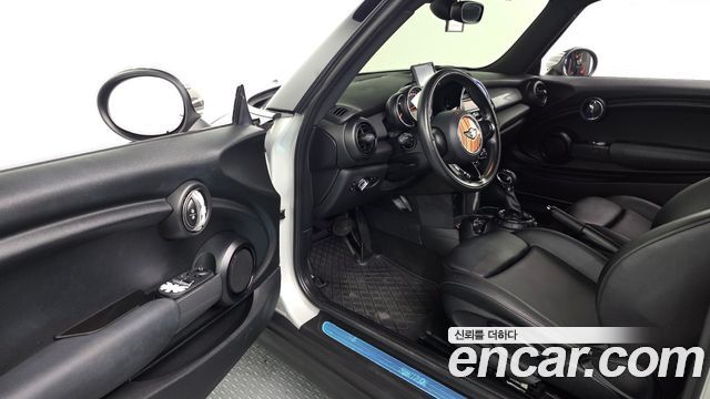 MINI Cooper Standard Third Generation 2014 — фото 10