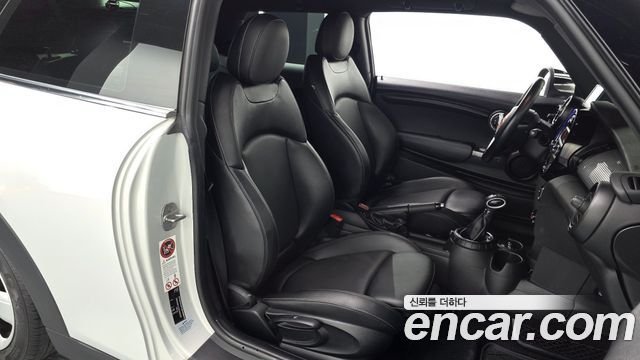 MINI Cooper Standard Third Generation 2014 — фото 16