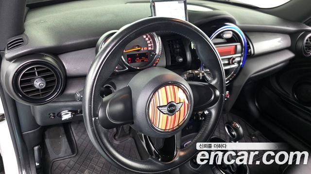 MINI Cooper Standard Third Generation 2014 — фото 17