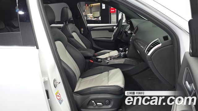 Audi SQ5 3.0 TDI Quattro 8R 2015 — фото 11