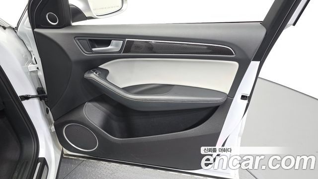 Audi SQ5 3.0 TDI Quattro 8R 2015 — фото 24