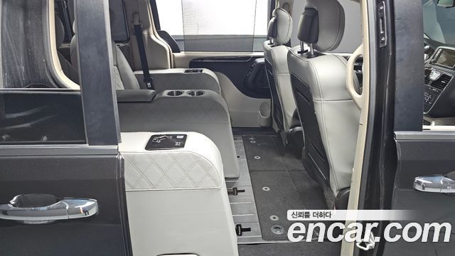 Chrysler Grand Voyager 3.6 LIMITED 2014 — фото 11