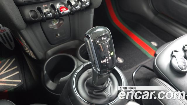 MINI Cooper Standard Third Generation 2021 — фото 9