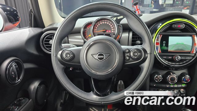 MINI Cooper Standard Third Generation 2021 — фото 12