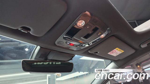Kia Sportage (V) Gasoline 1.6 Turbo 4WD Noblesse 2025 — фото 31
