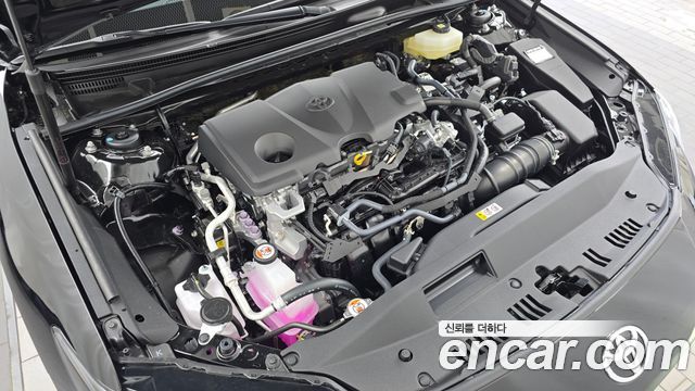 Toyota Camry (XV80) 2.5 XLE Premium Hybrid 2026 — фото 6