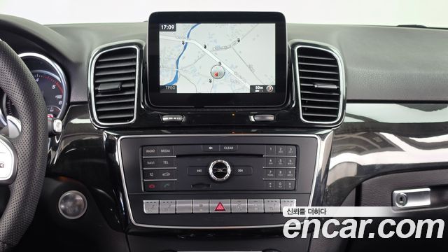Mercedes-Benz GLE-Class (W166) GLE350 d 4MATIC 2016 — фото 14