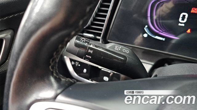 Kia Sportage (V) Diesel 2.0 2WD Prestige 2023 — фото 17