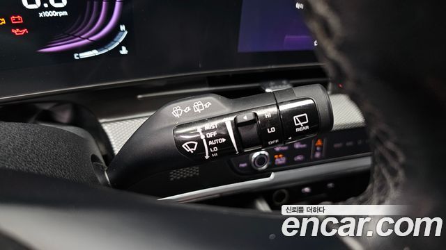 Kia Sportage (V) Diesel 2.0 2WD Prestige 2023 — фото 18