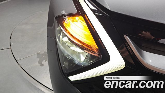 Kia Sportage (V) Diesel 2.0 2WD Prestige 2023 — фото 22