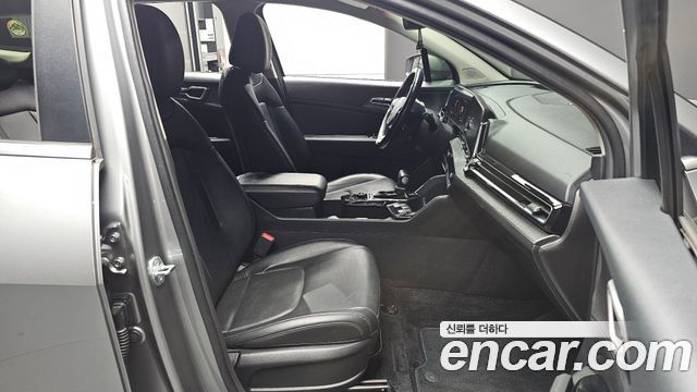 Kia Sportage (V) Diesel 2.0 2WD Prestige 2023 — фото 26