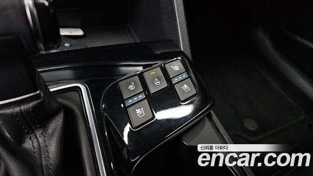 Kia Sportage (V) Diesel 2.0 2WD Prestige 2023 — фото 28