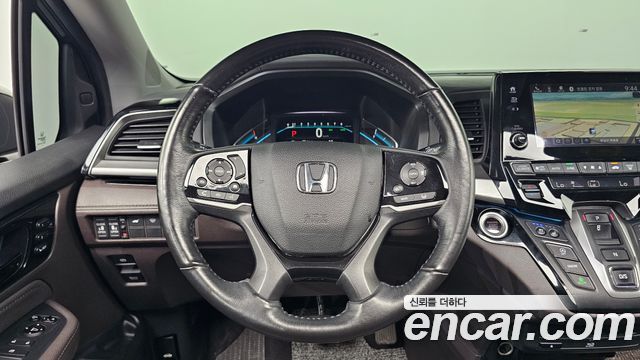 Honda Odyssey 3.5 5th 2019 — фото 13