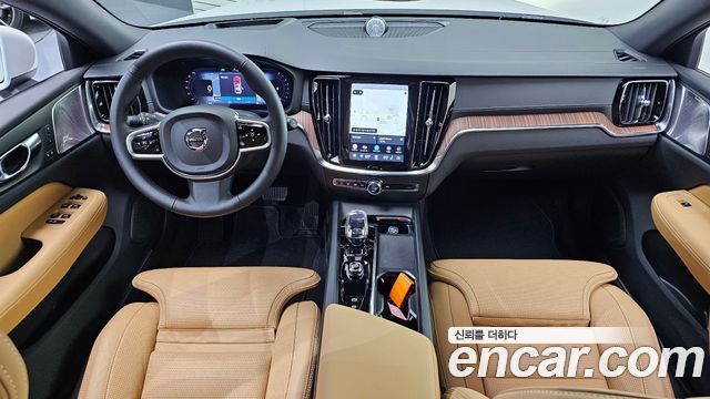 Volvo V60 Cross Country (II) B5 Ultra AWD 2026 — фото 7