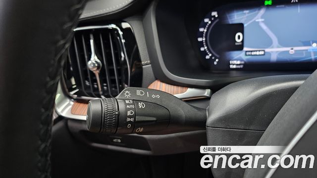 Volvo V60 Cross Country (II) B5 Ultra AWD 2026 — фото 29