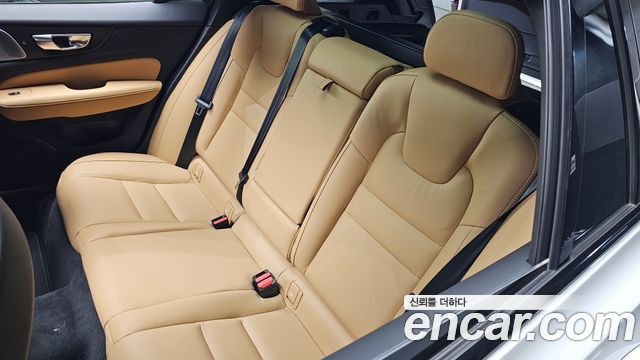 Volvo V60 Cross Country (II) B5 Ultra AWD 2025 — фото 29