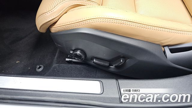 Volvo V60 Cross Country (II) B5 Ultra AWD 2025 — фото 32