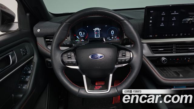 Ford Explorer (VI) 2.3 ST-Line 4WD 2025 — фото 13