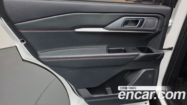Ford Explorer (VI) 2.3 ST-Line 4WD 2025 — фото 25
