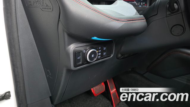 Ford Explorer (VI) 2.3 ST-Line 4WD 2025 — фото 35