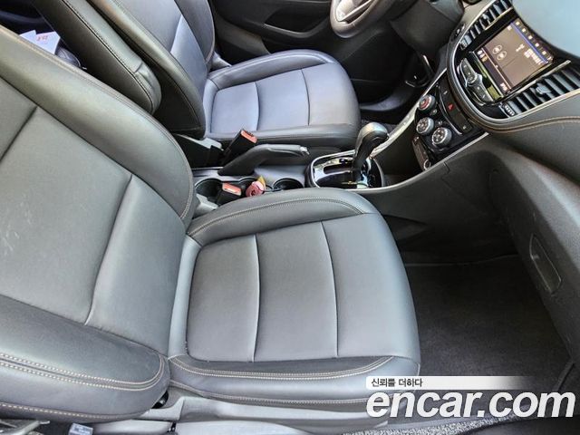 Chevrolet Trax 1.4 Premier 2020 — фото 15
