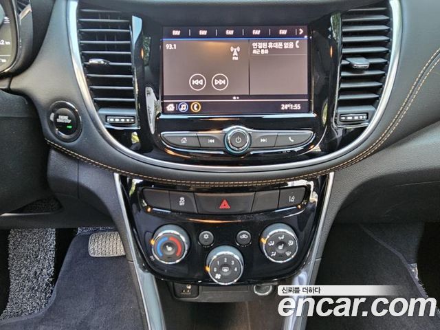 Chevrolet Trax 1.4 Premier 2020 — фото 16