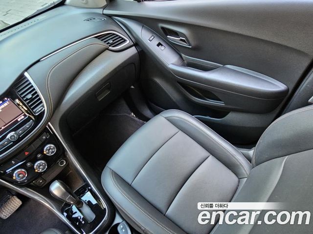 Chevrolet Trax 1.4 Premier 2020 — фото 21