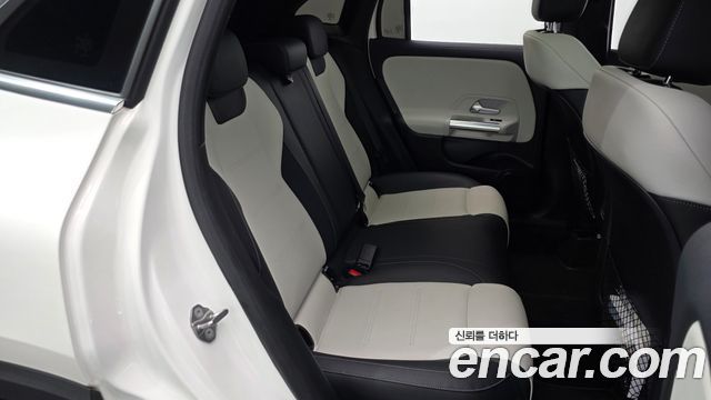 Mercedes-Benz GLA-Class (H247) GLA250 4MATIC 2020 — фото 11