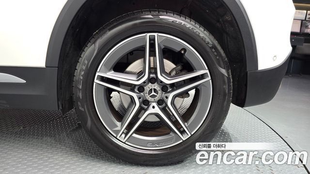 Mercedes-Benz GLA-Class (H247) GLA250 4MATIC 2020 — фото 21