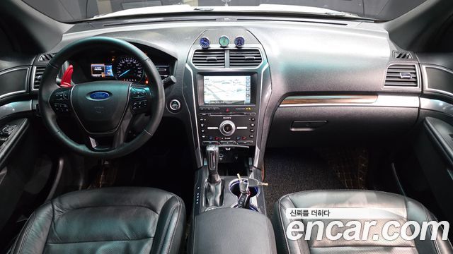 Ford Explorer 2.3 Limited 4WD 5th 2016 — фото 7