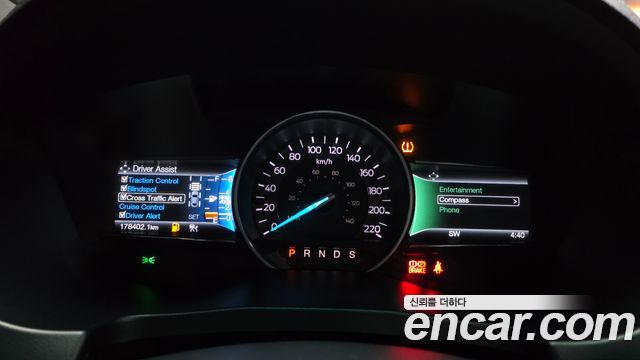 Ford Explorer 2.3 Limited 4WD 5th 2016 — фото 8