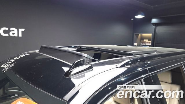 Cadillac Escalade (V) 6.2 ESV ESV Sports Platinum 2023 — фото 12