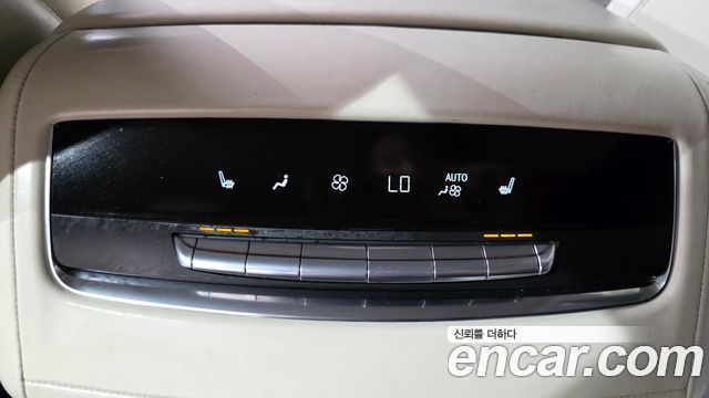 Cadillac Escalade (V) 6.2 ESV ESV Sports Platinum 2023 — фото 15