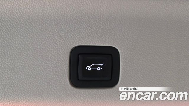 Cadillac Escalade (V) 6.2 ESV ESV Sports Platinum 2023 — фото 19