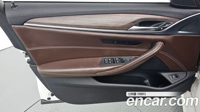 BMW 5 Series (G30) 530i M Sport Package Plus 2018 — фото 24