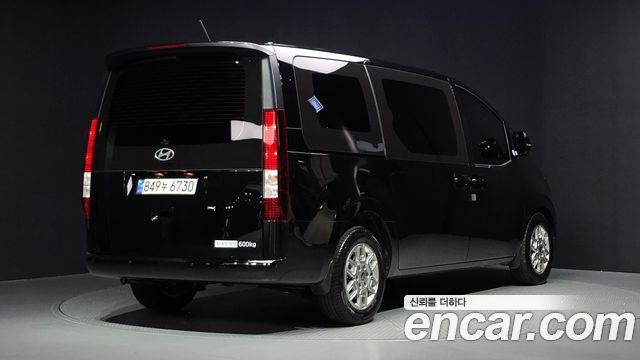 Hyundai Staria Cargo 5-Seater Modern 2025 — фото 2