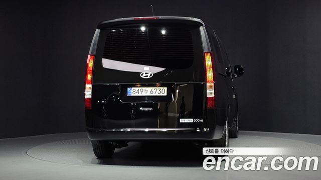 Hyundai Staria Cargo 5-Seater Modern 2025 — фото 4