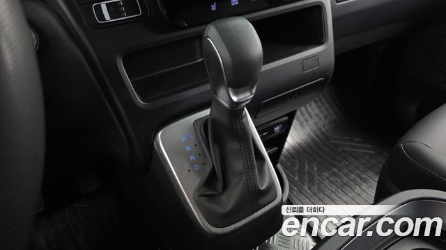 Hyundai Staria Cargo 5-Seater Modern 2025 — фото 9