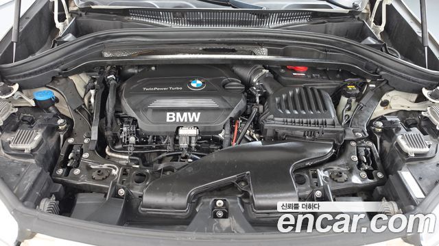BMW X1 (F48) xDrive 20d 2016 — фото 6