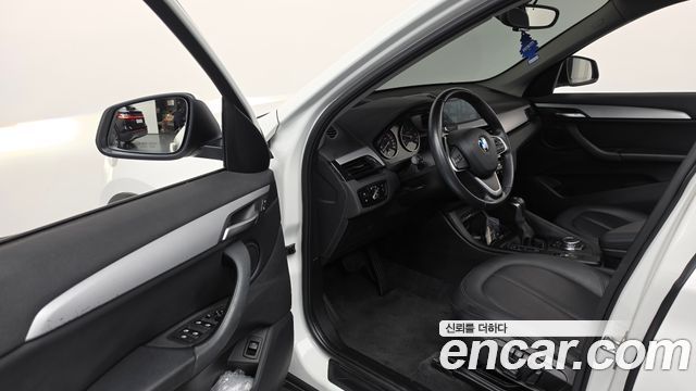 BMW X1 (F48) xDrive 20d 2016 — фото 10